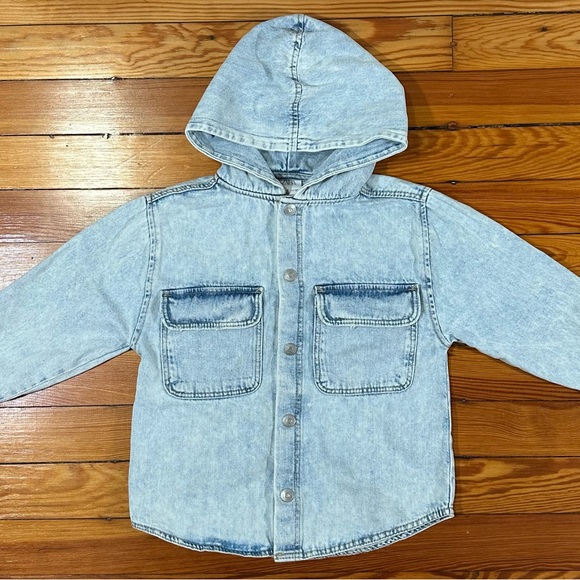 ZARA Light Washed Snap Denim Distressed Hooded Jacket SZ 3-4 - Picture 2 of 12